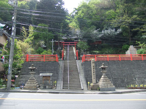 蝉丸神社上社