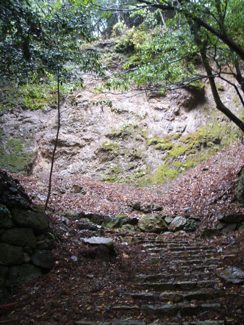 鈴鹿峠は歴史を感じる